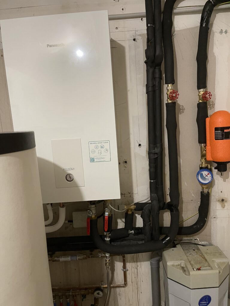 Installation, entretien, dépannage d'un système de pompe à chaleur air/eau